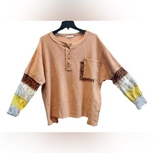 Oli & Hali Women’s Oversized Patchwork Sleeve Top Size S/M